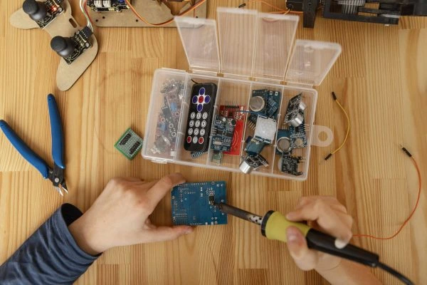 Arduino Kit: desenvolva projetos de eletrônica e programação